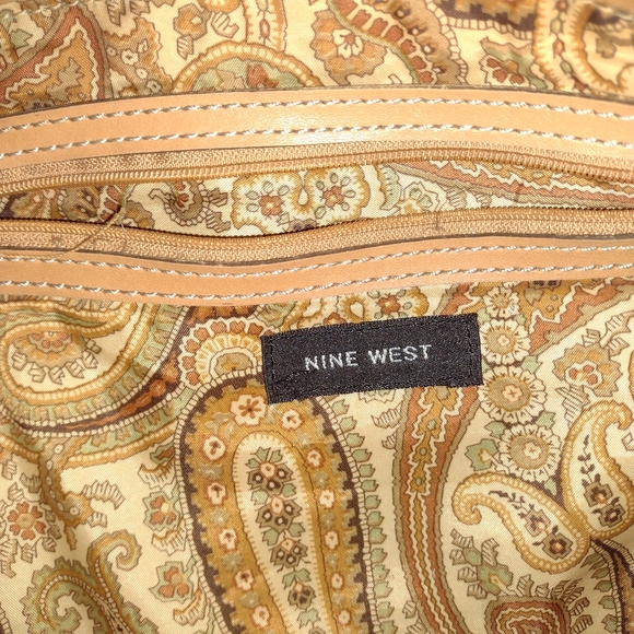 Nine West purse - Picture 2 of 3
